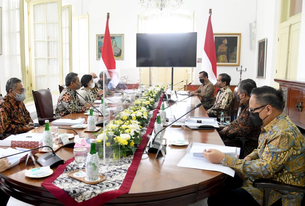 Presiden Jokowi Terima Pansel Pemilihan Calon Anggota Dewan Komisioner OJK