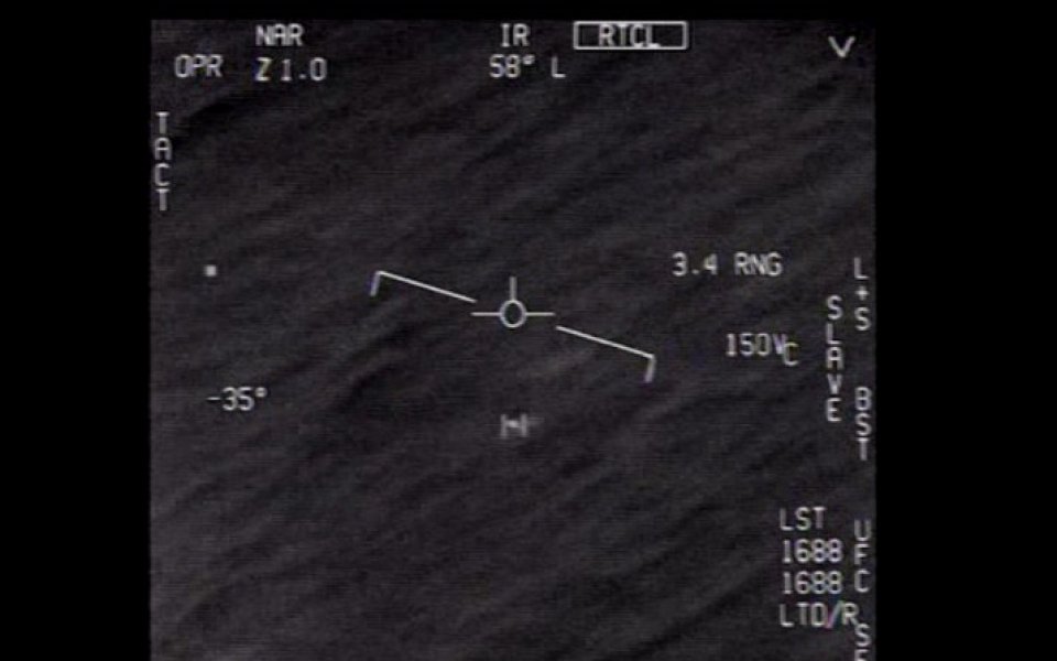 Militer Amerika Serikat Tembak Jatuh UFO di Langit Kanada