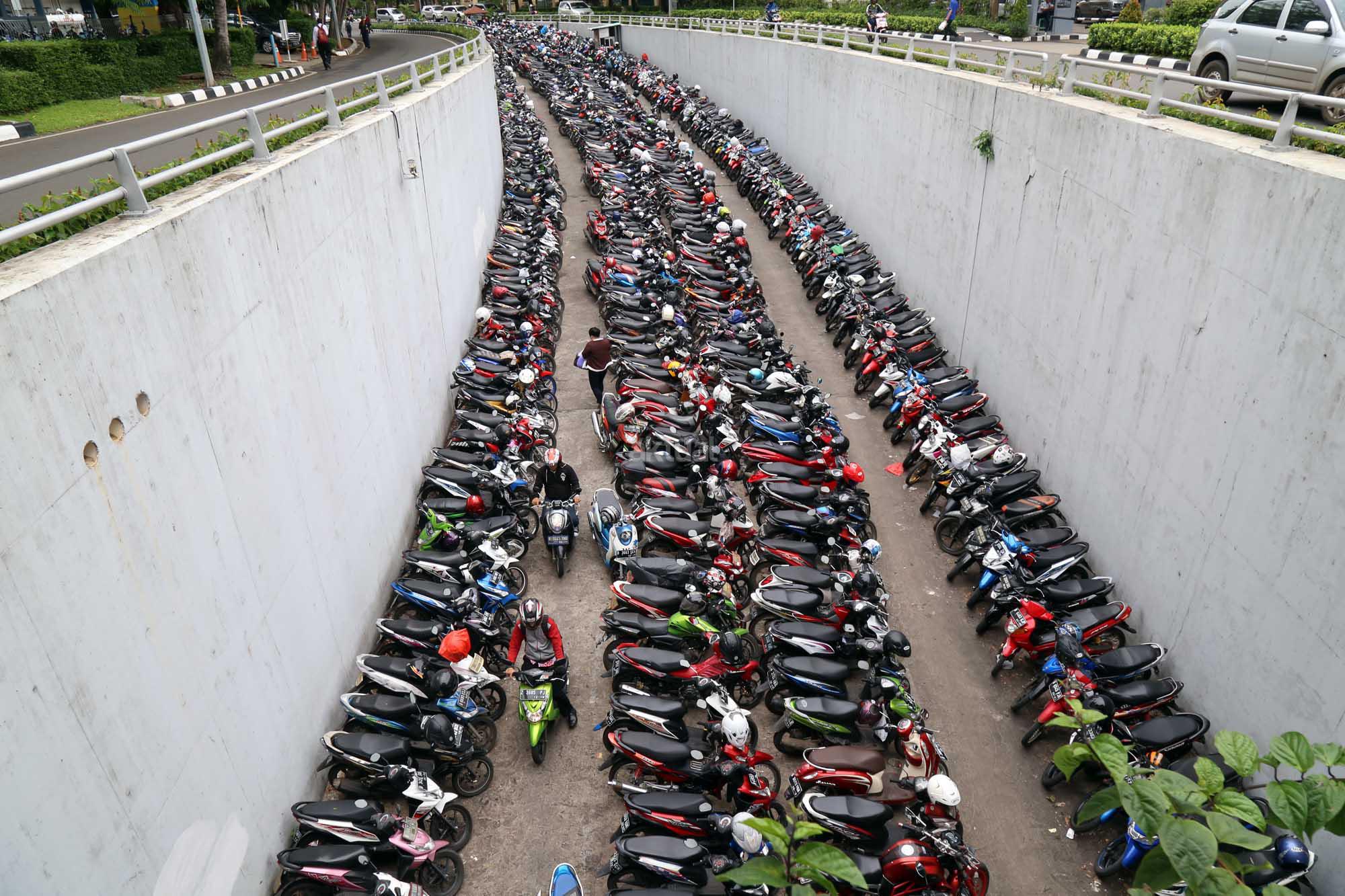 Dua Area Parkir Liar di Kawasan SCBD Segera Ditertibkan