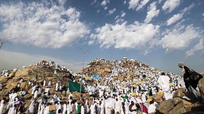 Hari Ini, Jemaah Diberangkatkan ke Arafah untuk Wukuf