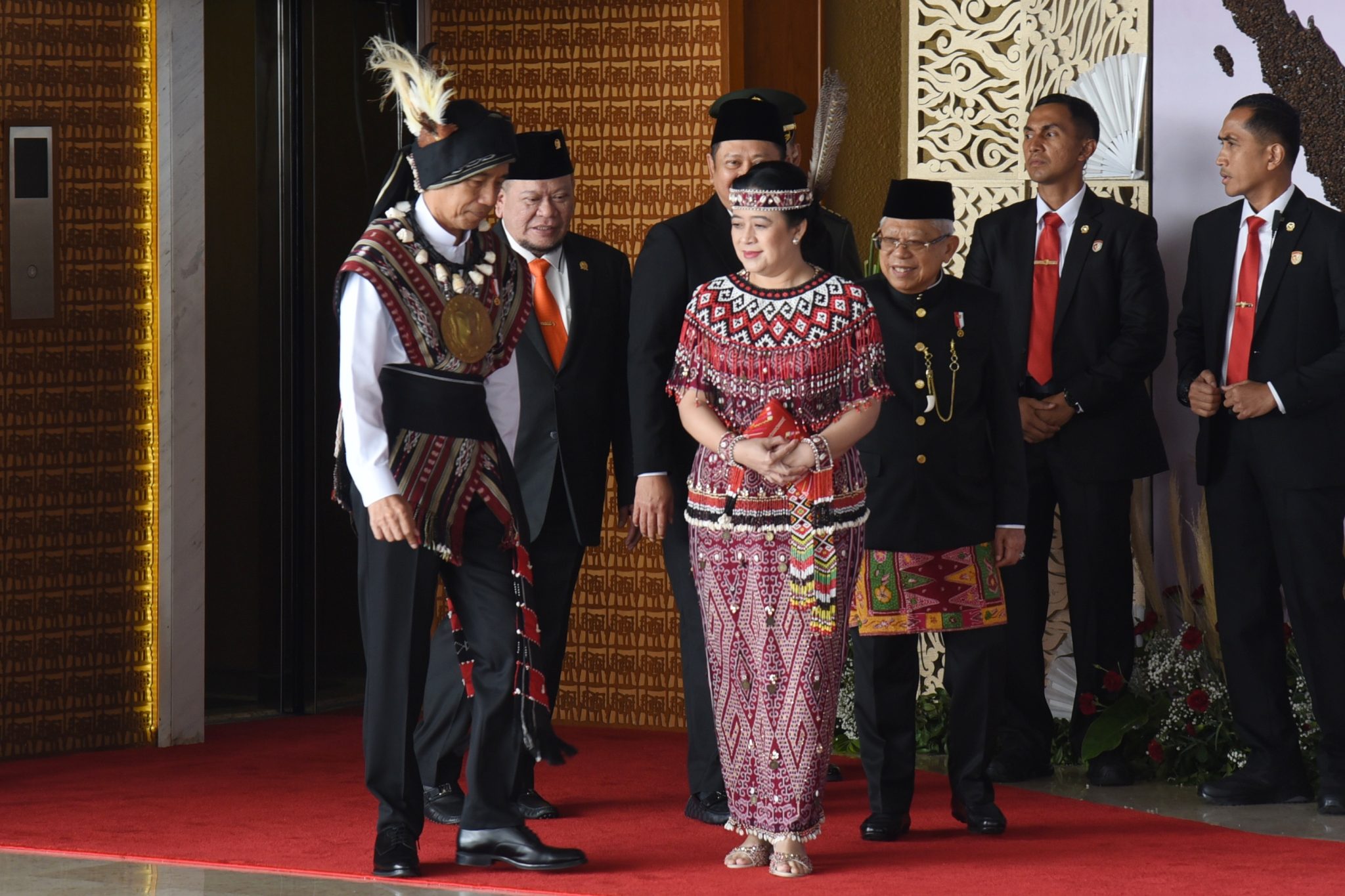 Berbaju Adat Tanimbar Maluku, Presiden Jokowi Sampaikan Pidato Kenegaraan