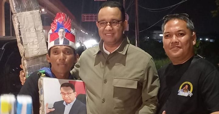 Senangnya Penjual Tisu Andra Bertemu Langsung dengan Anies Baswedan di Kota Palembang