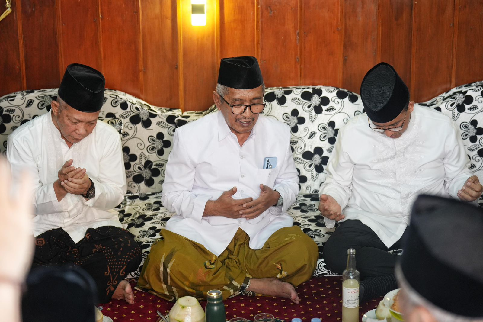 Anies Sowan ke Gus Rofiq, Santri Kesayangan Gus Mik