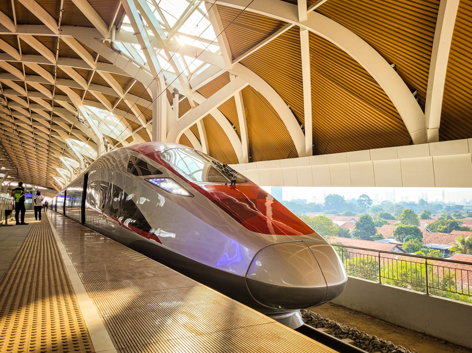 Ini Cara Beli Tiket Tiket Kereta Cepat Whoosh Rp 150 Ribu