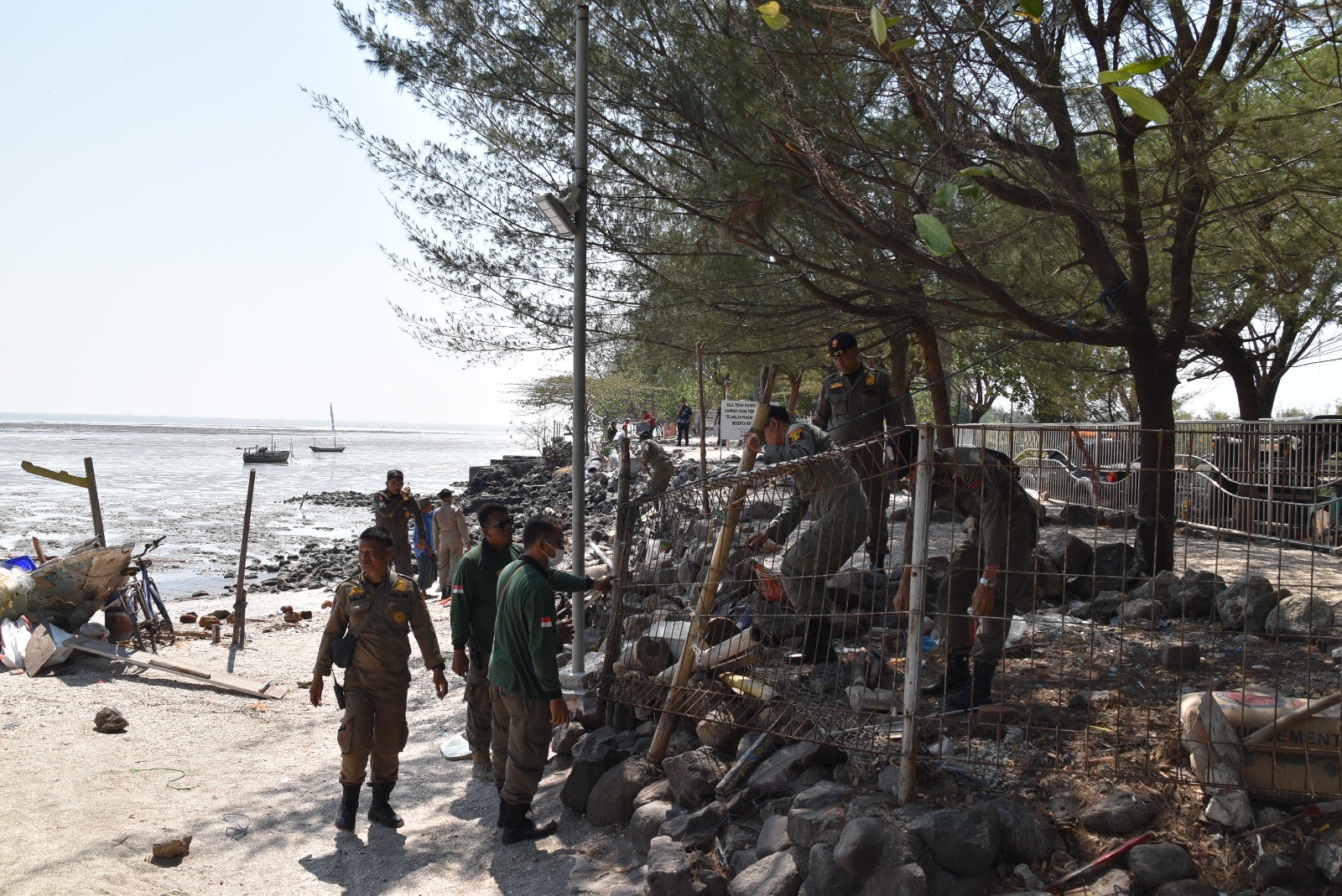 PKL Pantai Batu-Batu Kenjeran Surabaya Dipindah ke SIB