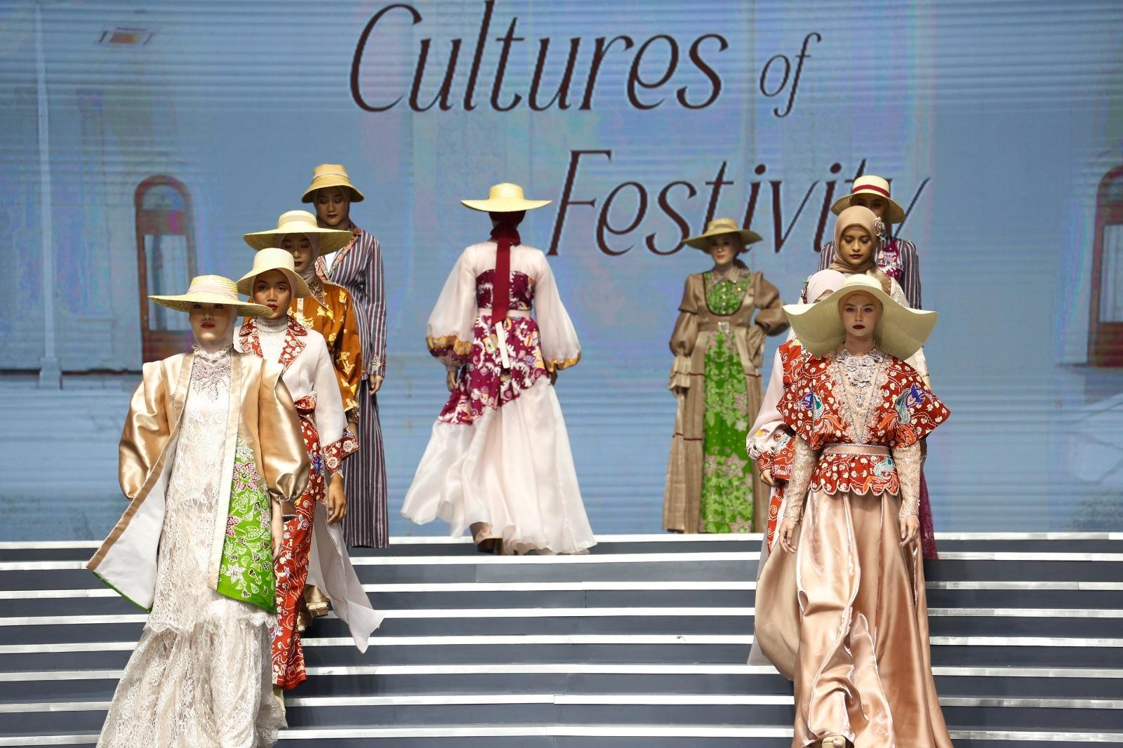 Batik Surabaya Makin Berkelas, Sukses Tampil di Ajang Indonesia International Modest Fashion Festival