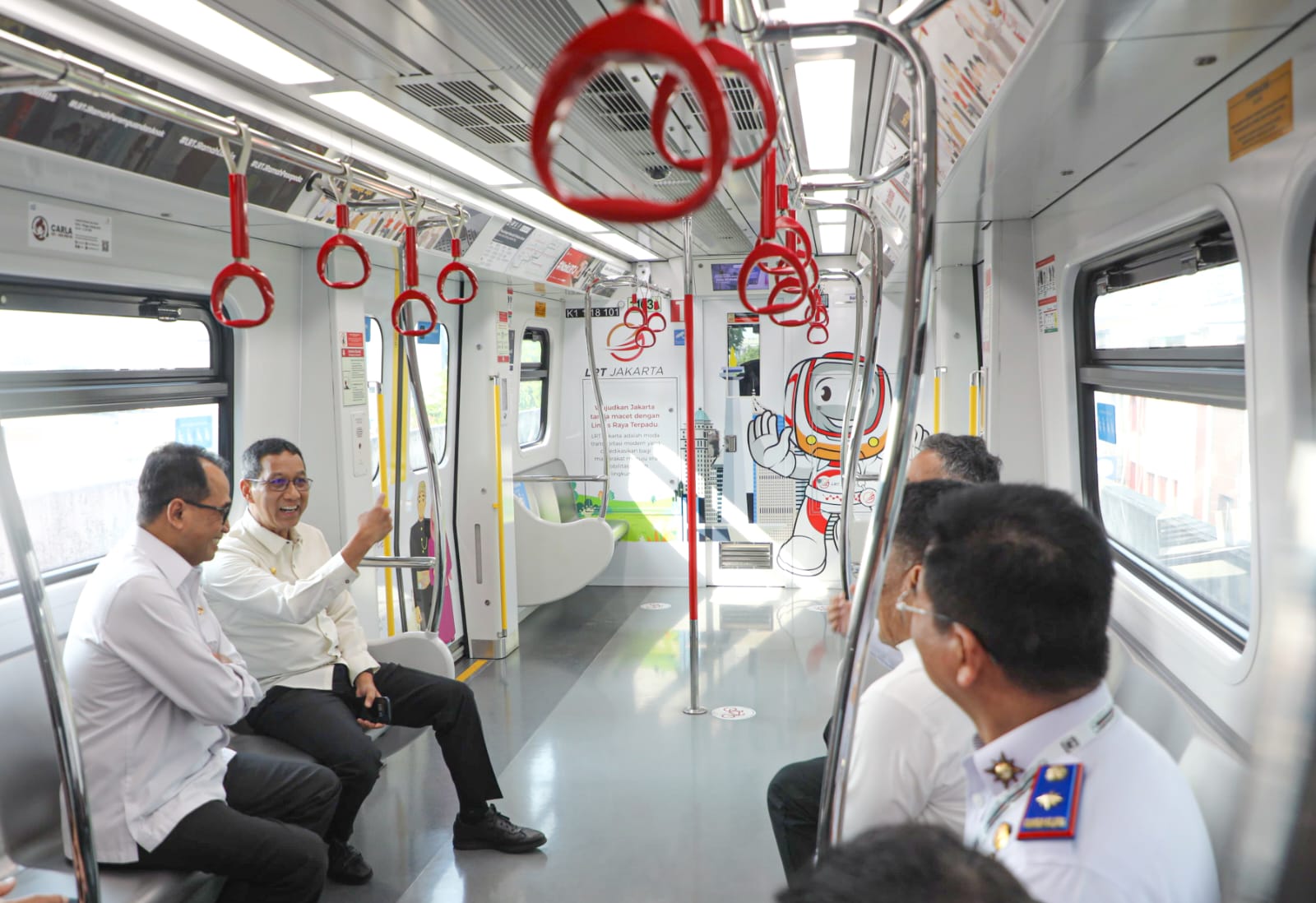 Groundbreaking Pembangunan LRT Fase 1B, Pj. Gubernur Heru Harapkan Hasil Berkualitas dan Tepat Waktu