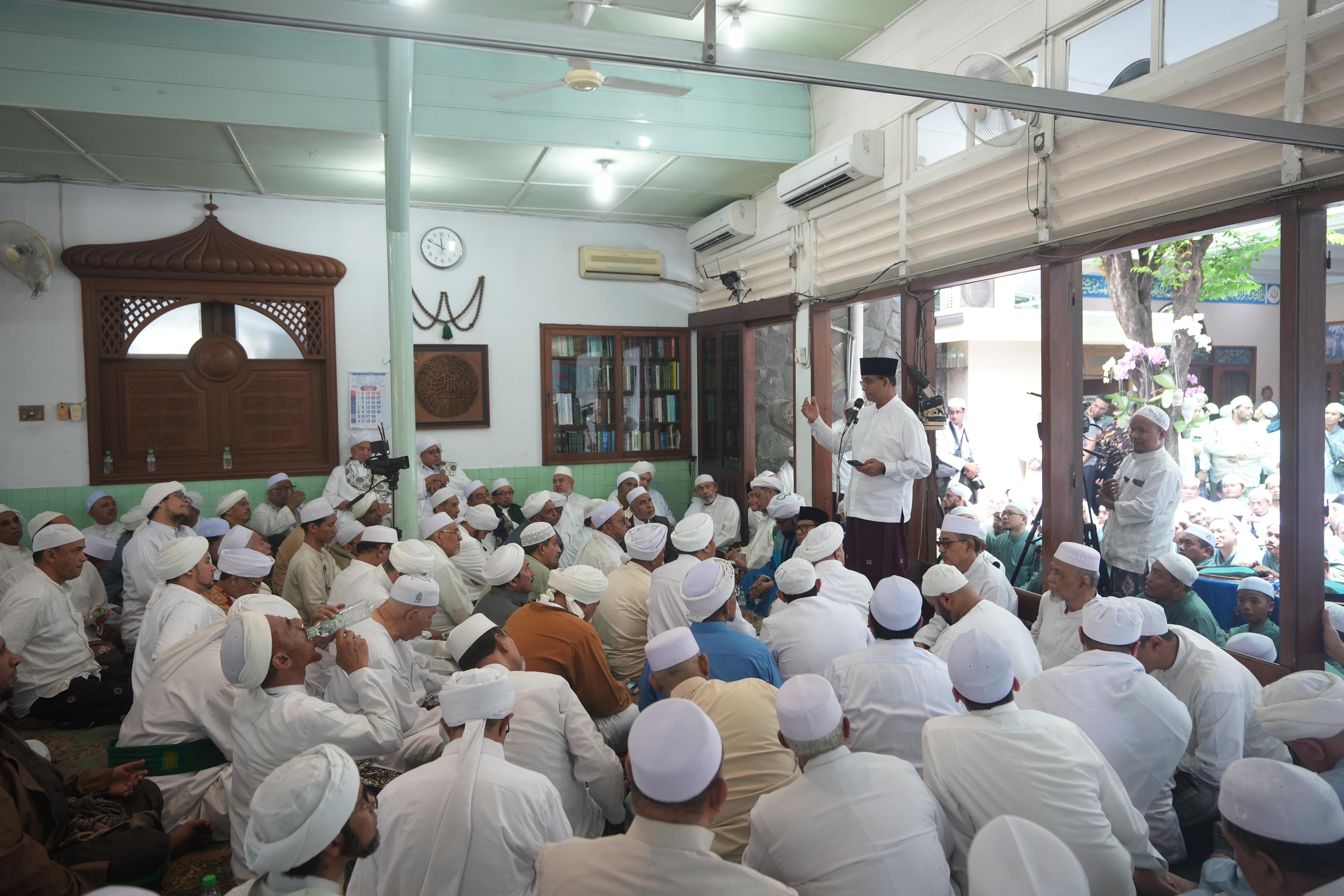 Silaturahmi di Rumah Habib Husein, Anies: AMIN Mohon Doa dan Restu