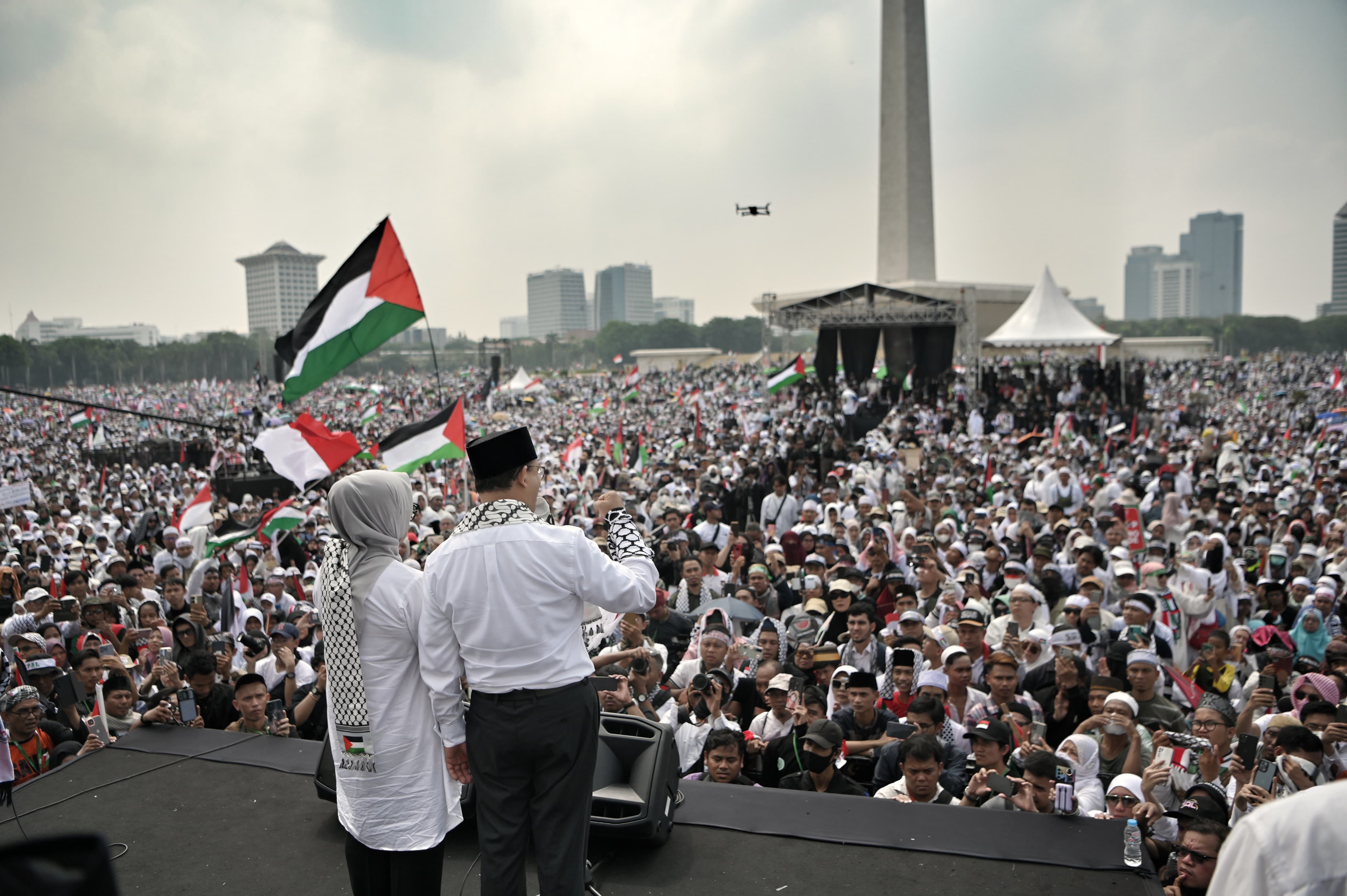 Di Hadapan 2 Juta Orang, Anies Pimpin Yel-yel Free Palestine! Occupation No More!