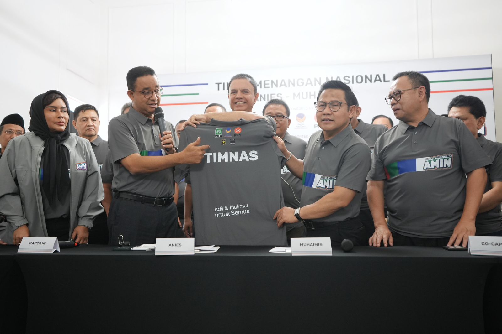 Ini Alasan Anies Pilih Mantan Pilot Jet Tempur F-16 sebagai Kapten Timnas AMIN