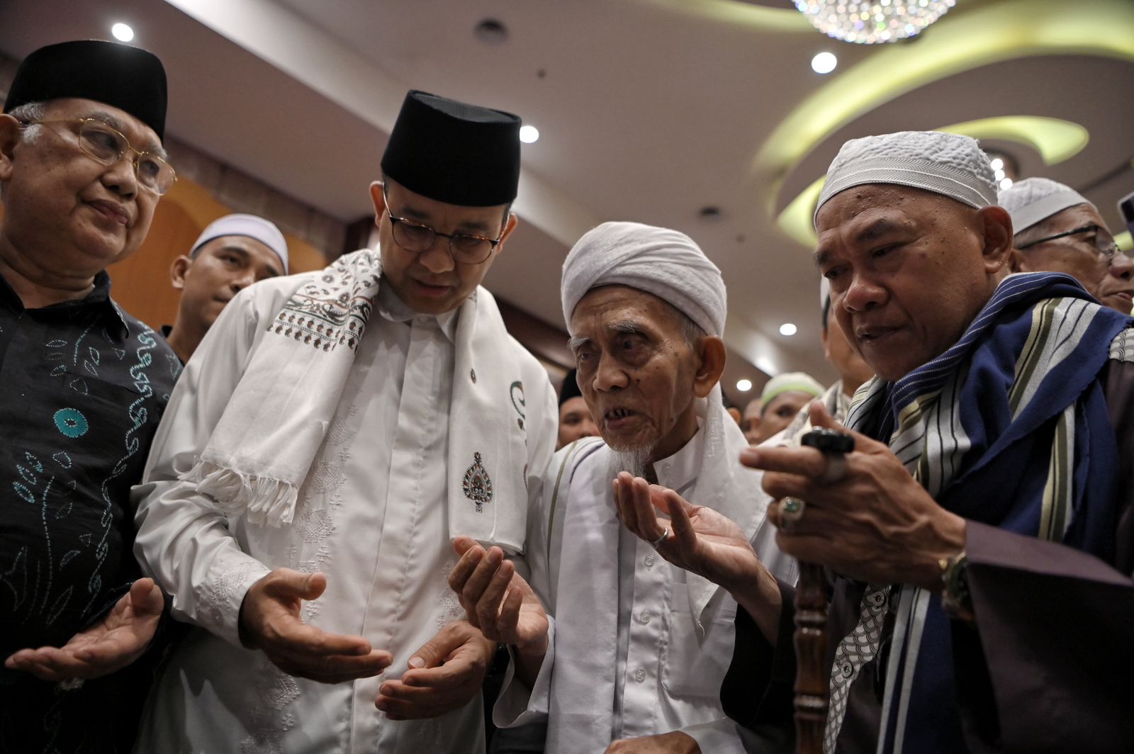 Ulama dan Habaib se-Kalimantan Selatan Deklarasi Dukung Pasangan AMIN