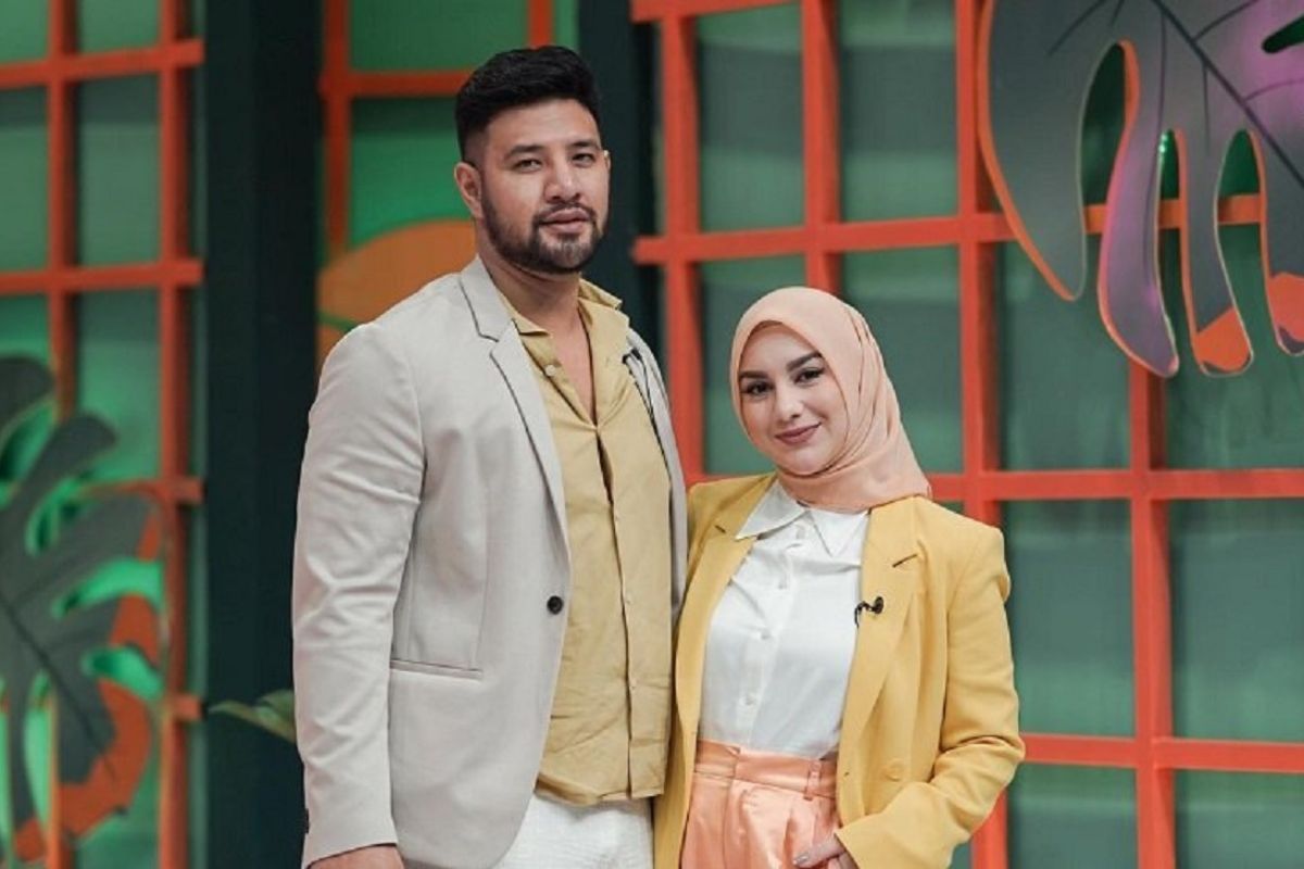 Ini Alasan Irish Bella Gugat Cerai Ammar Zoni