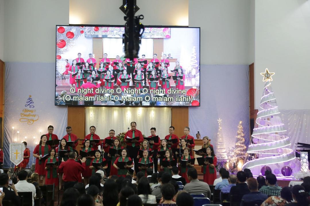 Bersama Forkopimda Tinjau 3 Gereja, Wali Kota Eri Cahyadi: Semoga Surabaya tetap Guyub dan Rukun