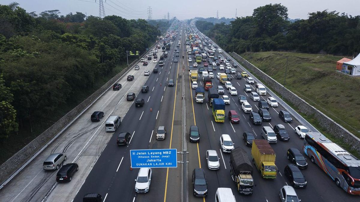 12 Hari Ops Lilin, Berikut Data Volume Arus Kendaraan Lewat 5 Pintu Tol