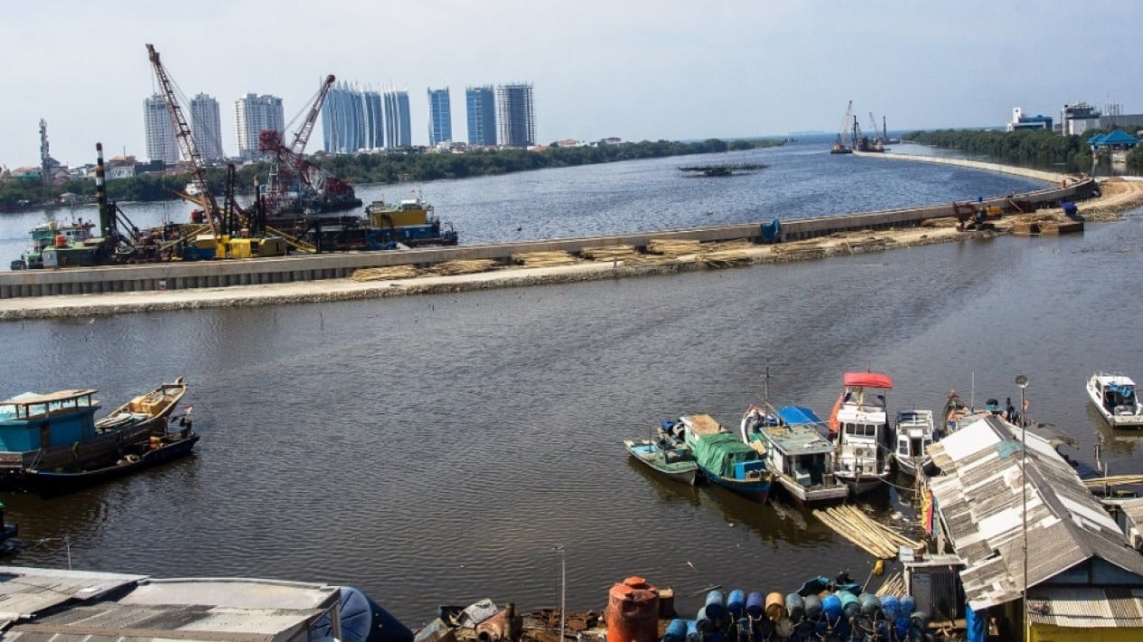 Tanggul Laut Raksasa, Solusi Palsu Krisis Iklim serta Percepat Kebangkrutan Ekologis Daratan dan Perairan Pulau Jawa