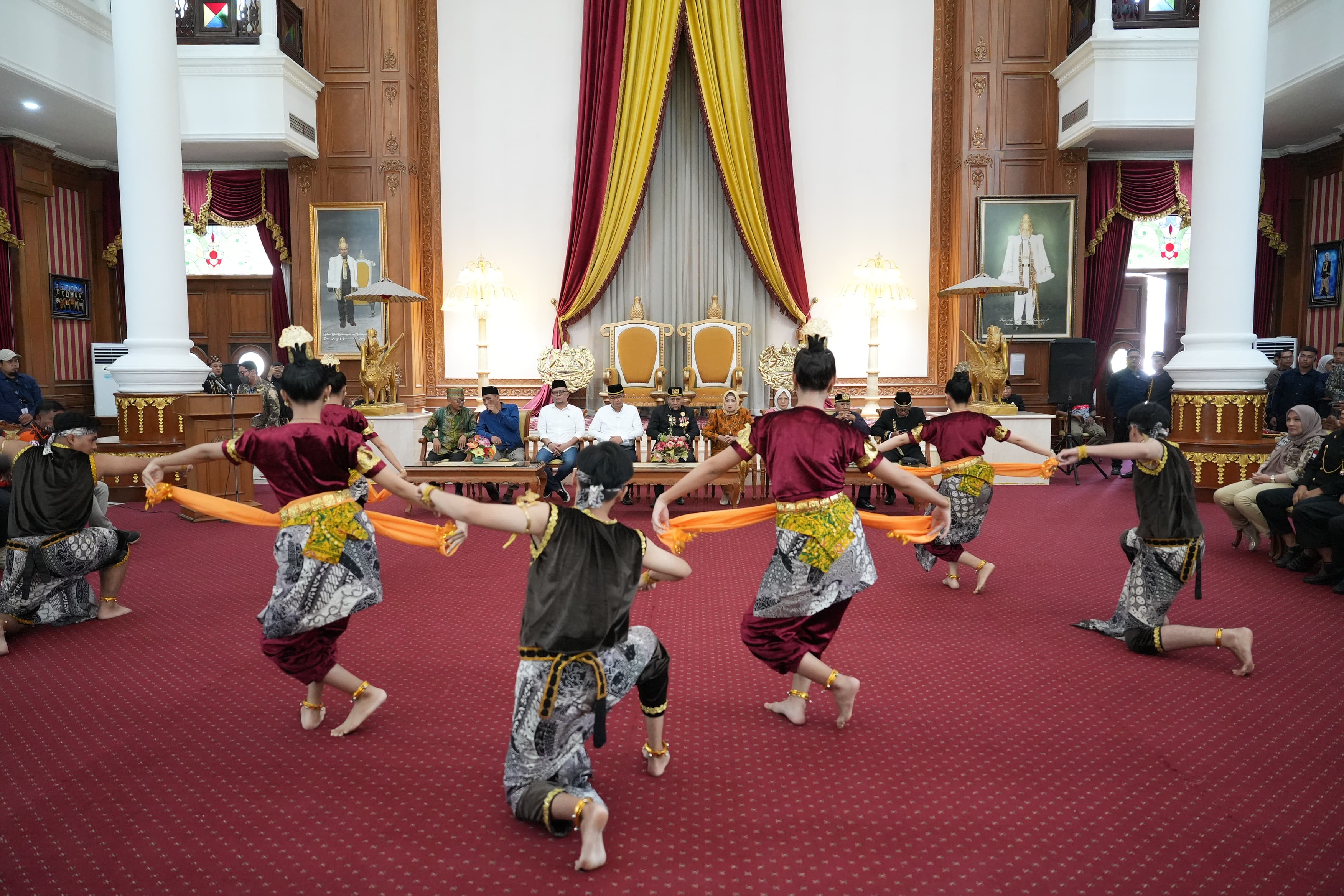 Apresiasi untuk Kedaton Kutai Kartanegara Ing Martadipura, Anies Berkomiten Merawat dan Mengembangkan Budaya Indonesia