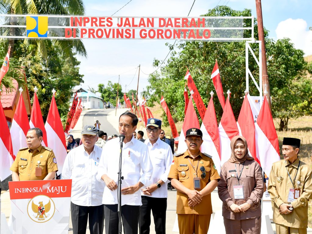 Jokowi Resmikan Jalan Inpres di Gorontalo, Tingkatkan Akses dan Produktivitas