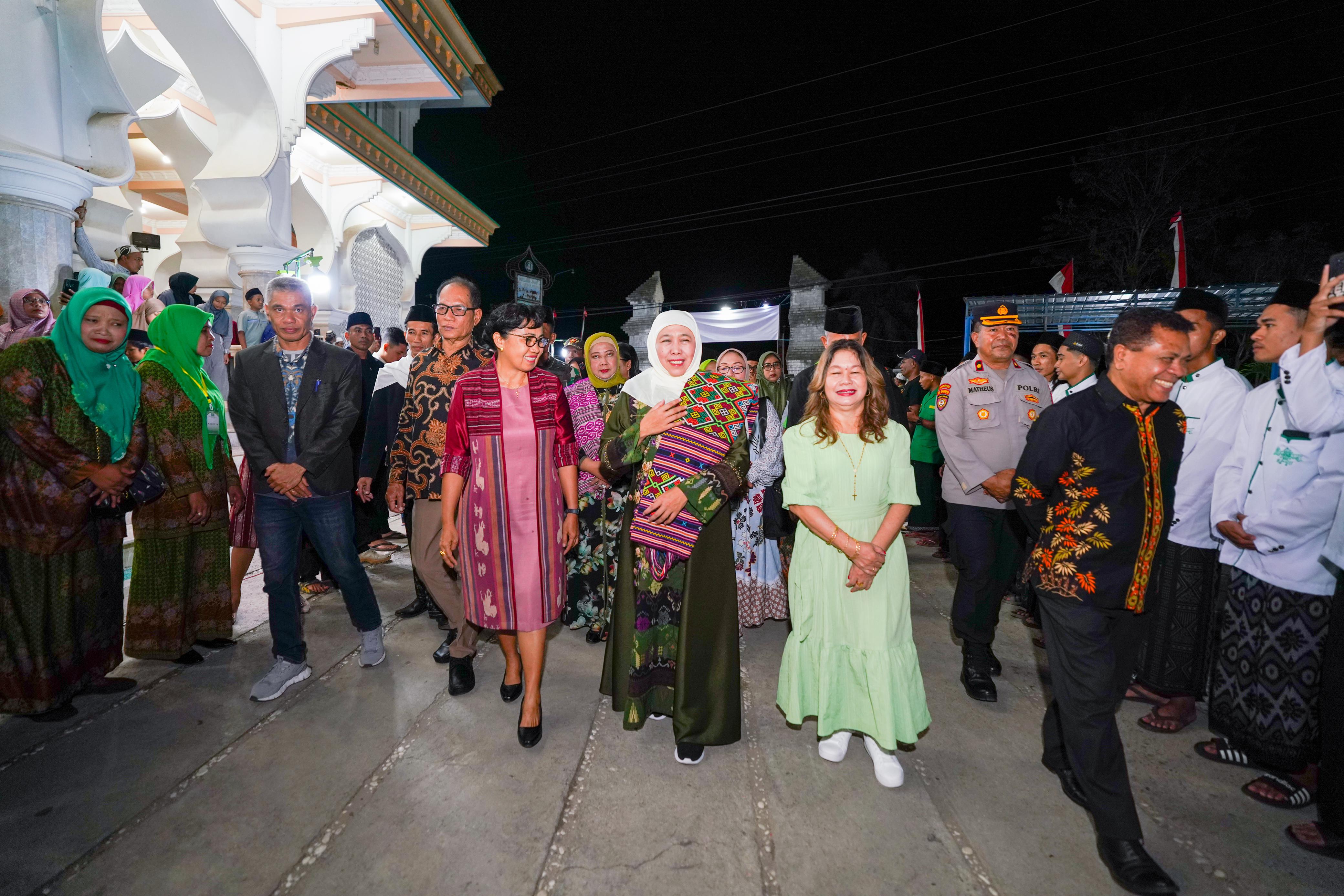 Sapa Muslimat NU se-Daratan Timor NTT, Khofifah Serukan Pentingnya Jaga Persatuan dan Persaudaraan Antarsuku Bangsa Indonesia