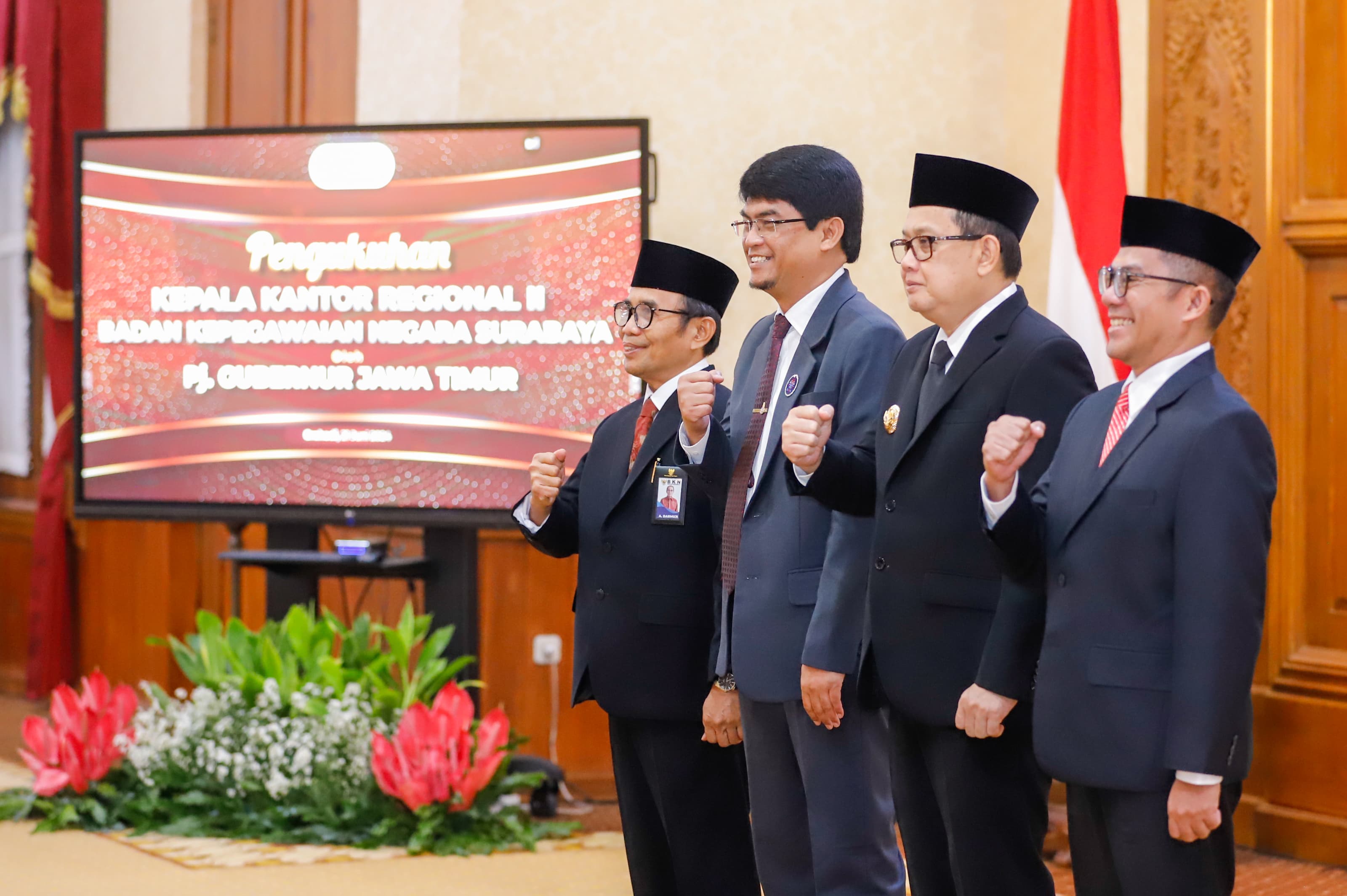 Pj. Gubernur Jatim Kukuhkan A. Darmuji Sebagai Kepala Kanreg II BKN Surabaya