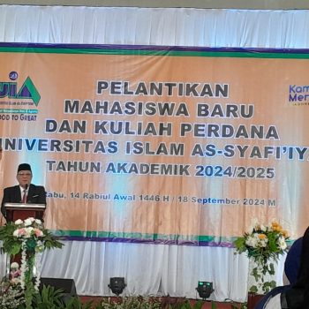 Hadiri Pelantikan Kuliah Perdana Mahasiswa Baru UIA, Ketua Yayasan: Anies Baswedan Tetap di Hati Rakyat