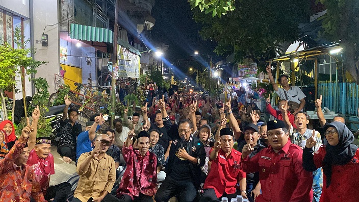 Di Hadapan Ratusan Warga Dupak, Cak Ji Komitmen Tambah Kuota Beasiswa Pemuda Tangguh