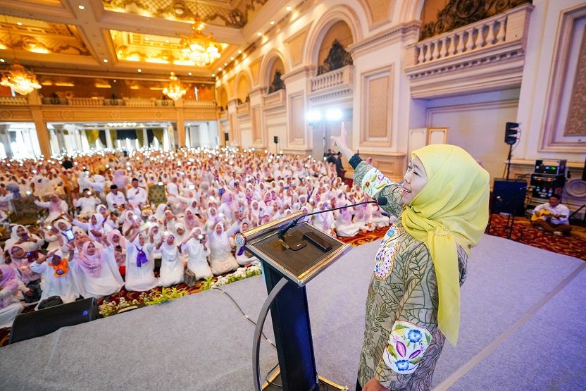 Ribuan Kader Muslimat NU Gaungkan Semangat Lanjutkan untuk Khofifah-Emil, Siap Turun Kawal Kemenangan Masyararakat Jatim