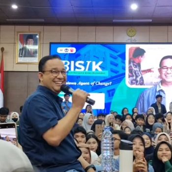 Diskusi Bareng Mahasiswa di UNJ, Anies Ajak Anak Muda Kalahkan Rasa Takut