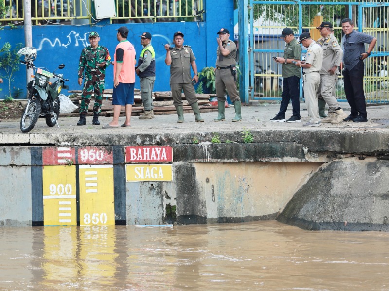 Curah Hujan Ekstrem di Hulu Sebabkan Sungai Ciliwung Meluap