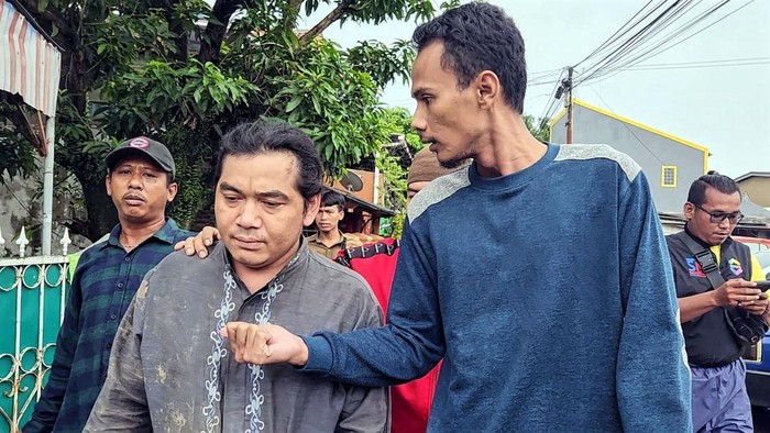 Ini Alasan Santainya Aang Meski Anak-Istri Tewas Diterjang Banjir di Pelabuhanratu