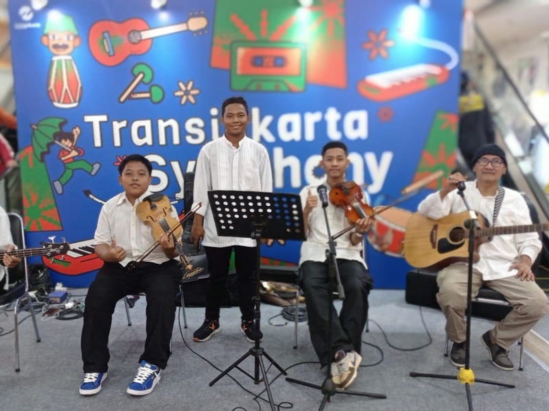 Transjakarta Hadirkan Jakarta Symphony untuk Temani Pelanggan