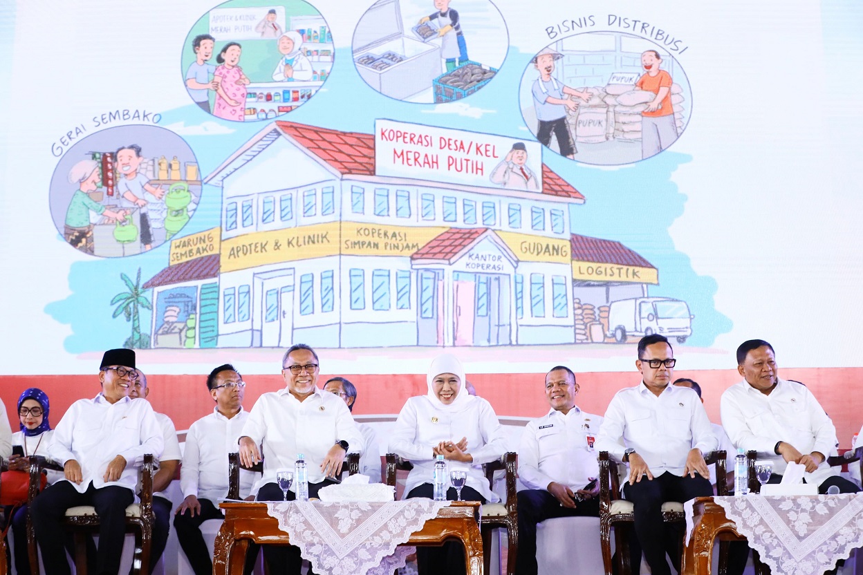 Gubernur Khofifah Tegaskan Komitmen Jatim Garda Terdepan Wujudkan Koperasi Desa Kelurahan Merah Putih
