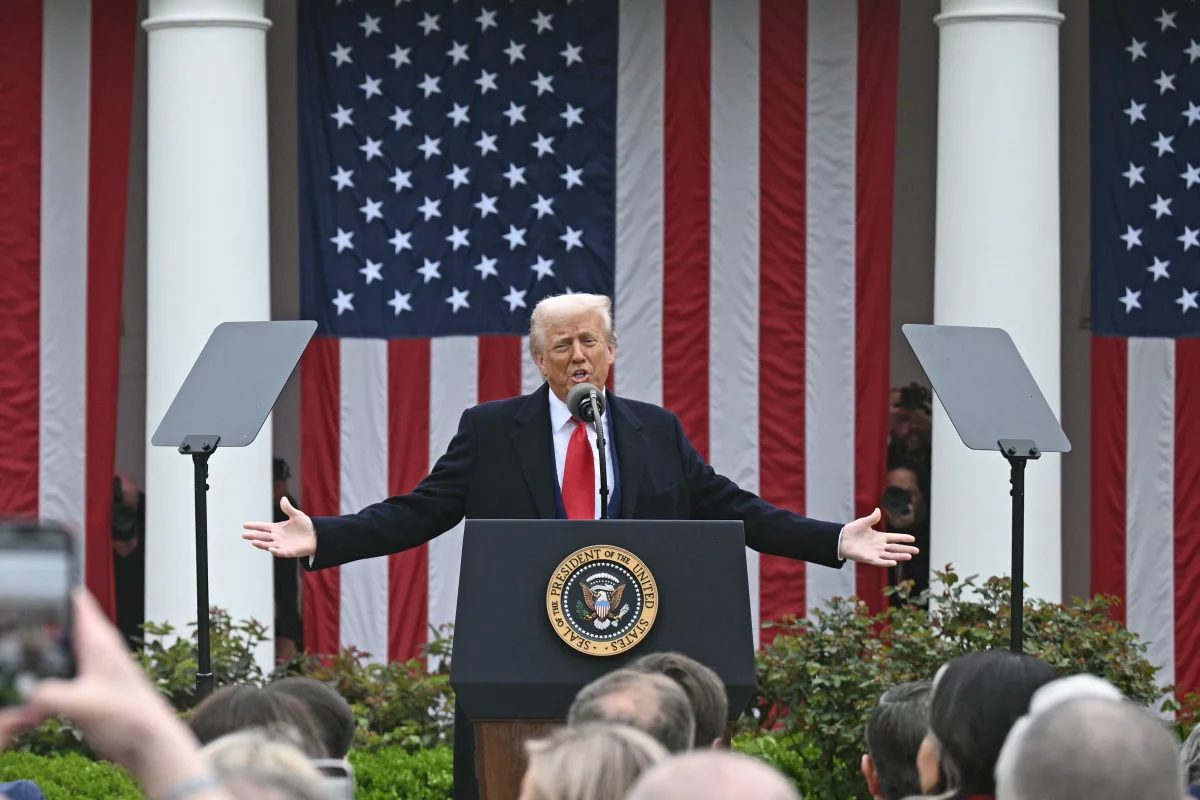 Donald Trump Terapkan Tarif 100 Persen untuk Film Asing