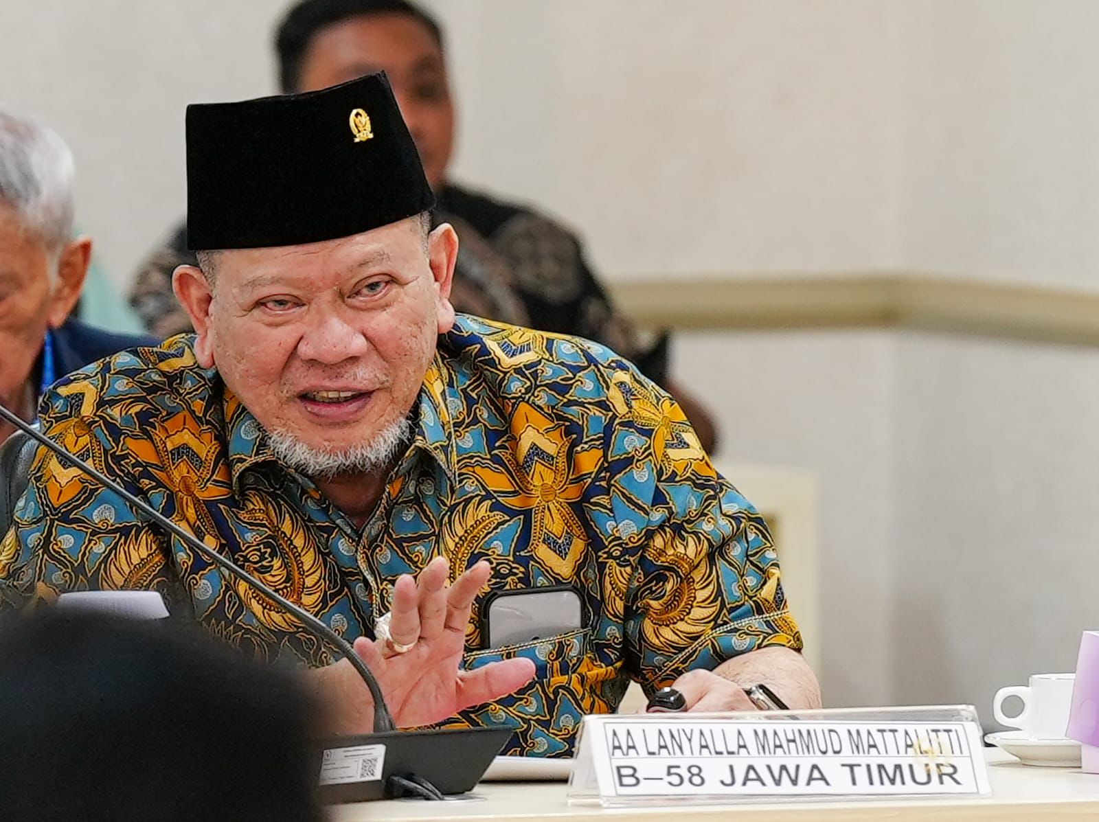 Badai PHK Pabrik, LaNyalla Berharap Koperasi Merah Putih Jadi Pintu Gerakan Kembali ke Desa