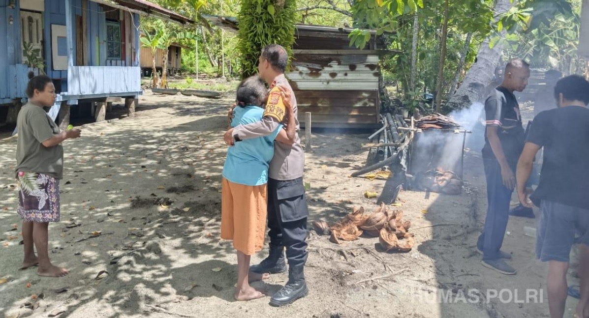 Ada Rindu Seorang Mama di Kampung Tarfia untuk Ipda Sepbiantoro