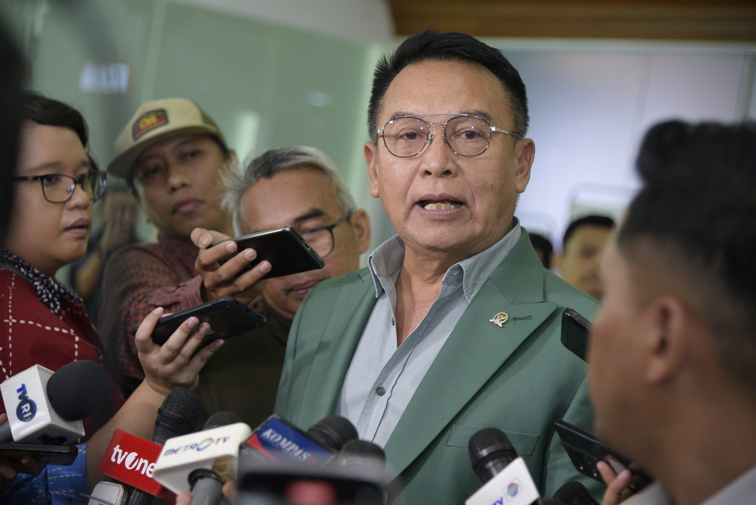 TB Hasanuddin Minta TNI Evaluasi Total Prosedur Keamanan Buntut Ledakan Amunisi di Garut