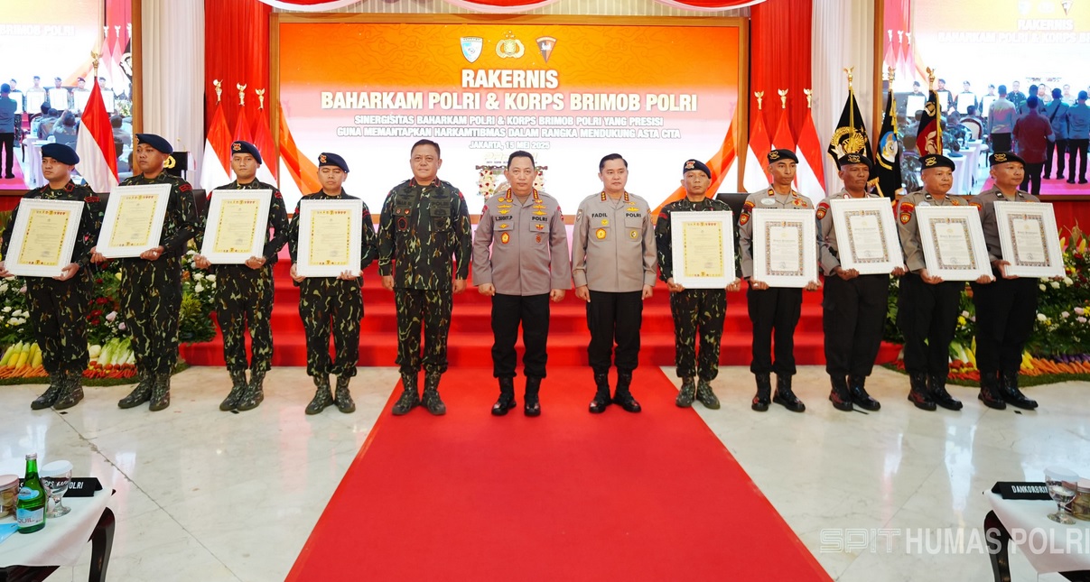Kapolri Komitmen Berantas Premanisme, Judol dan Narkoba: Siapapun yang Meresahkan Masyarakat Tindak Tegas