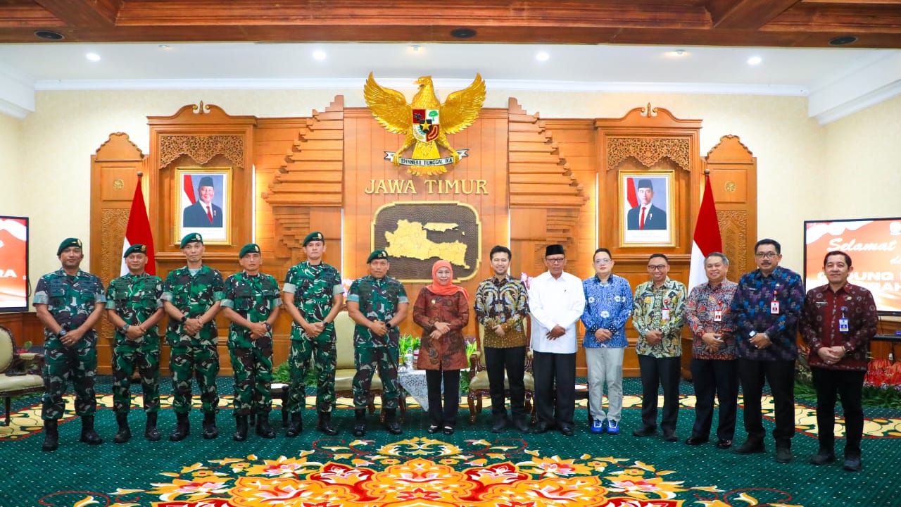 Rampungkan Renovasi 18 Rumah Prajurit Divif 2 Kostrad Malang, Gubernur Khofifah: Bentuk Sinergitas Pemprov Jatim dengan TNI