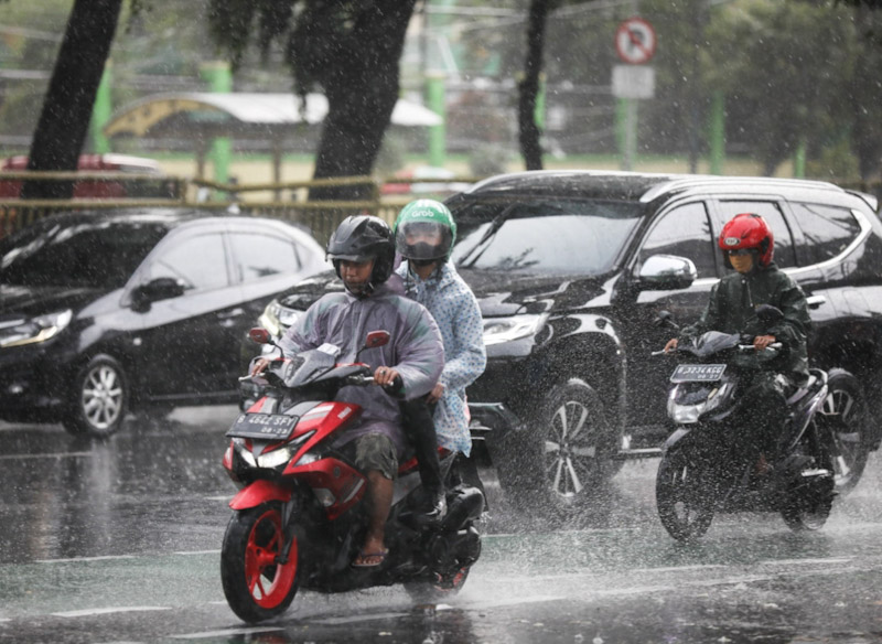BMKG: Cuaca Jakarta Hari Ini, Waspada Hujan Disertai Petir