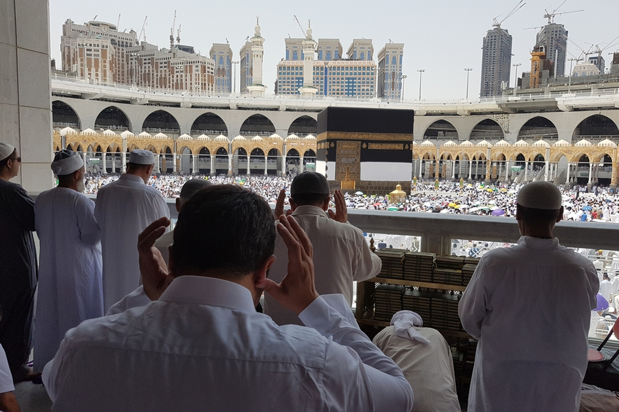 Operasional Bus Shalawat Dibatasi, Jemaah Haji Diimbau Salat Jumat di Hotel