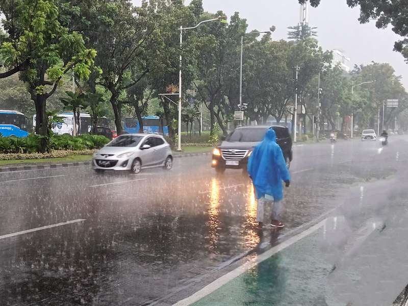 BMKG: Hujan Berpotensi Guyur Jakarta Hari Ini