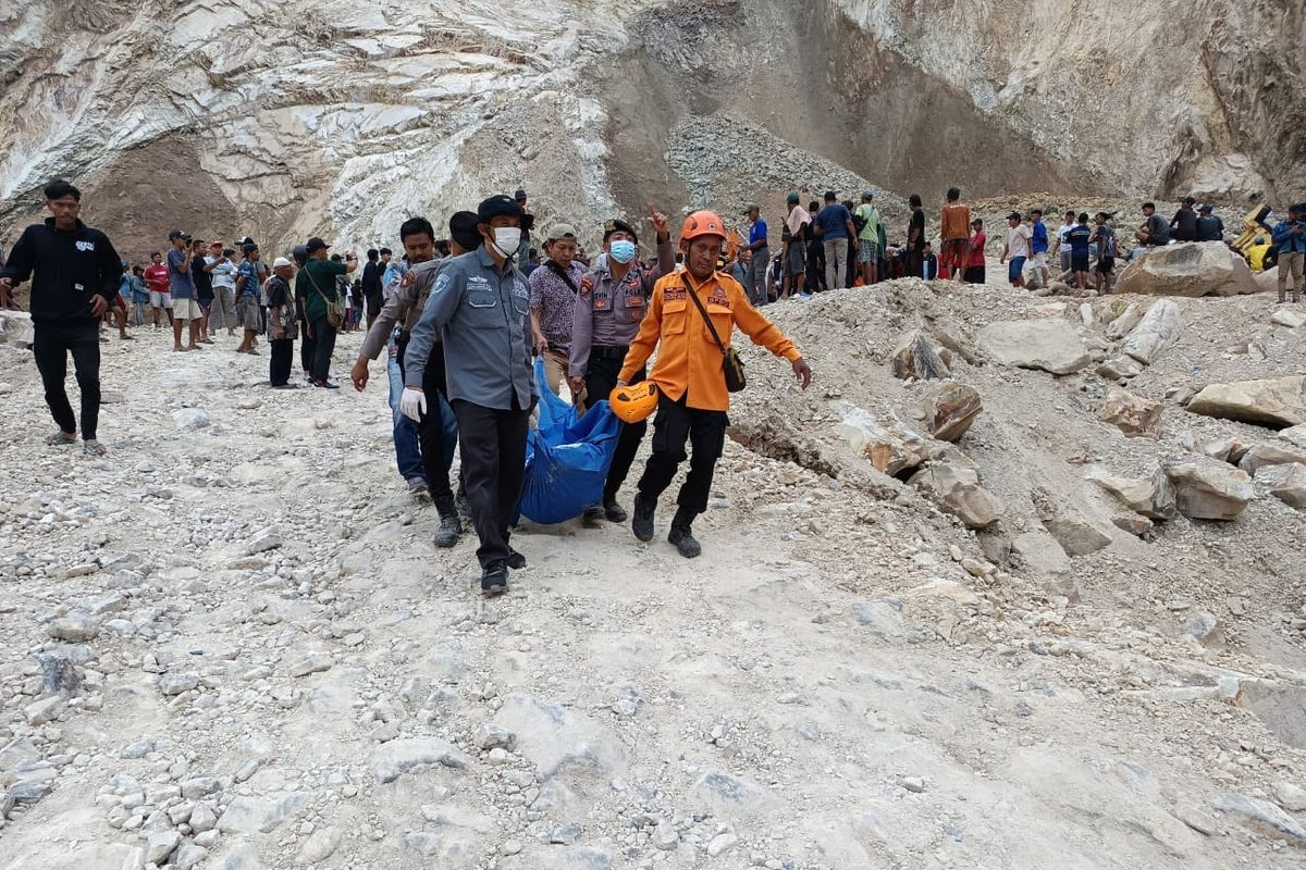 14 Orang Meninggal Dunia Akibat Longsor di Tambang Galian C Cirebon