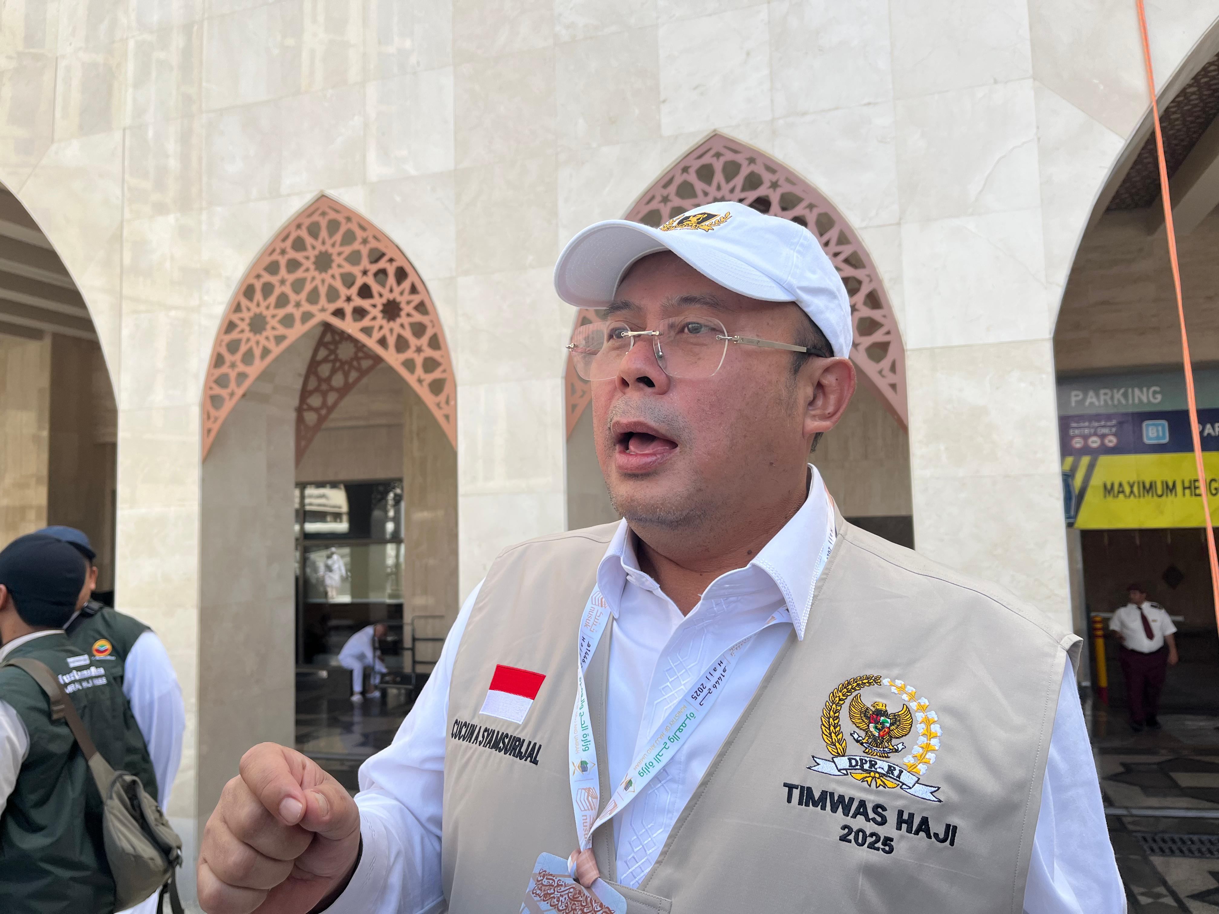 Tiga WNI Terlantar di Gurun, DPR Minta Tak Ada Lagi Haji dengan Visa Ilegal