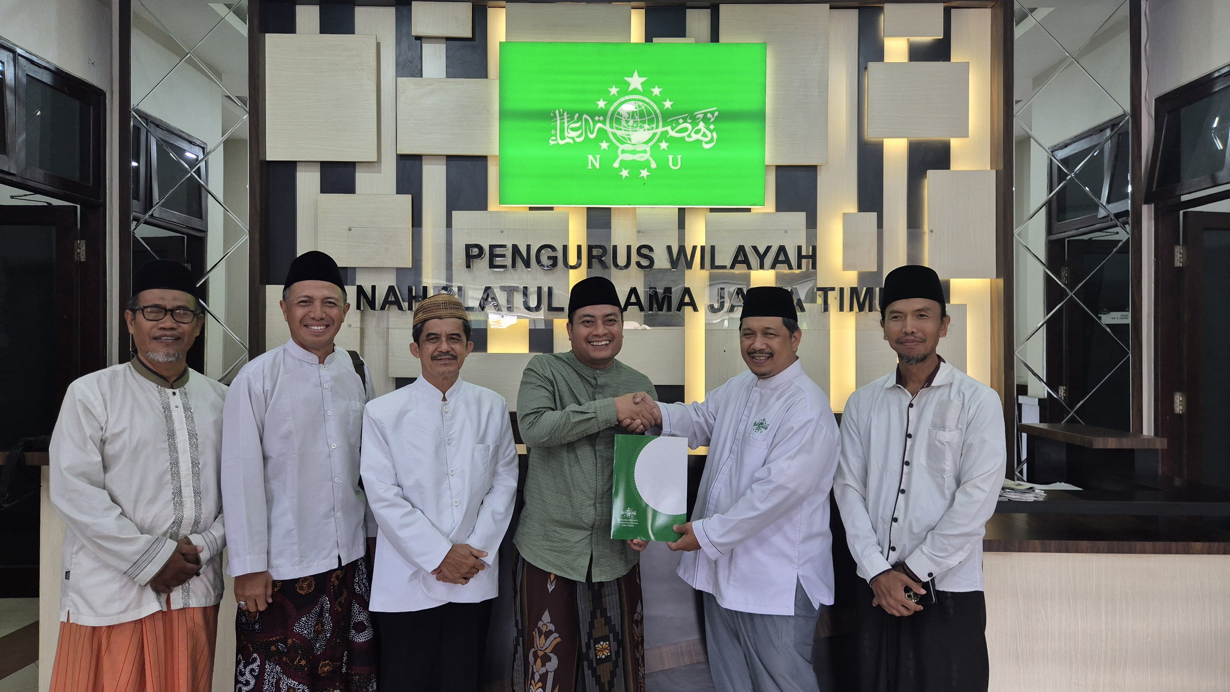 Serahkan Hewan Kurban ke PWNU, MUI, dan PWM, PKS Jatim: Bahagianya Berkurban, Eratkan Silaturahim Kuatkan Sinergi