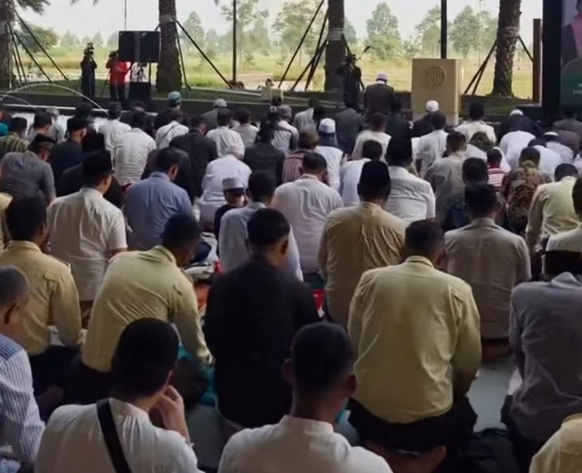 Salat Iduladha di PIK 2 Dipimpin Imam Masjid Istiqlal, Nono Sampono: Terhormat Bisa Melayani