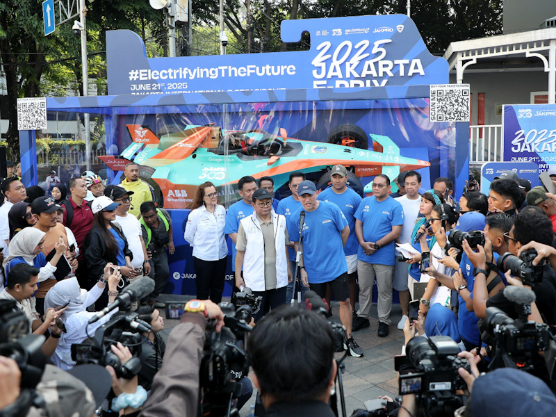 Gubernur Pramono Ajak Warga Dukung Penyelenggaraan E-Prix 2025