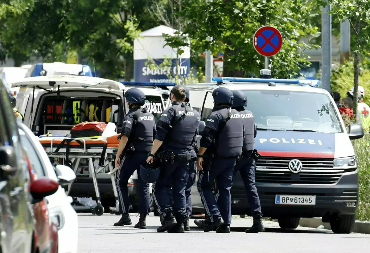Penembakan di Sekolah Austria Tewaskan 10 Orang