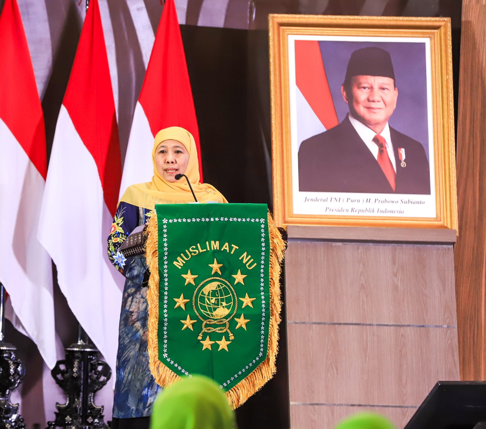 Tiba di Tanah Air usai Haji, Gubernur Khofifah Hadiri Pelatihan Paralegal Muslimat NU: Komitmen Bentuk 1.794 Posbankum Desa se-Indonesia