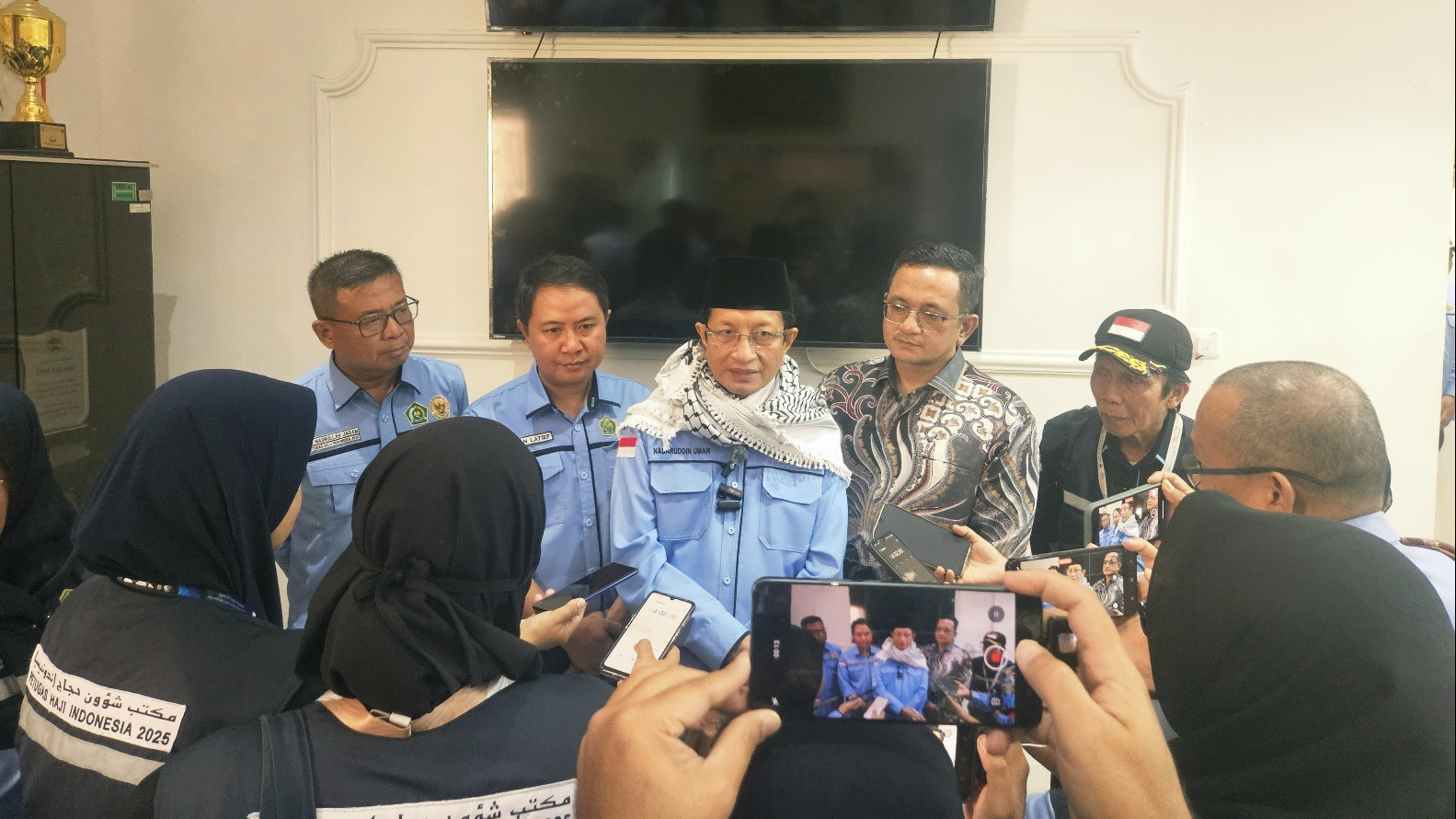 Jemaah Pulang dengan Senyum, Menag: Haji 2025 Lebih Tertib dan Nyaman