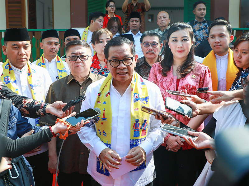 Gubernur Pramono Pertimbangkan Relokasi Penyintas Kebakaran Kapuk Muara