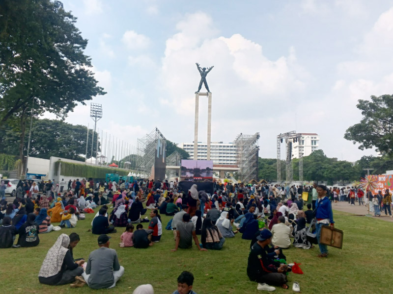 Kawasan Lapangan Banteng Dipadati Pengunjung